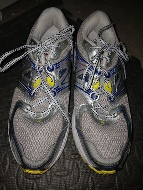 New Balance Running Shoes SIze 10